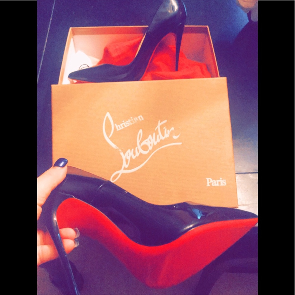 Christian Louboutin So Kate size 41.